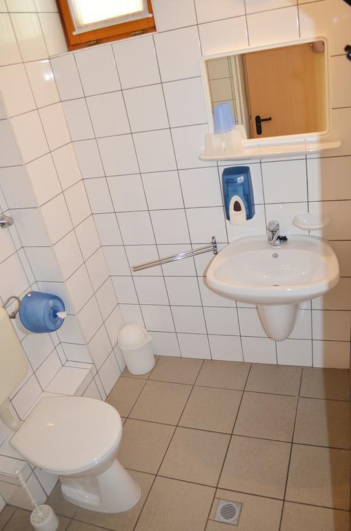Hotel Holiday Шіофок Екстер'єр фото